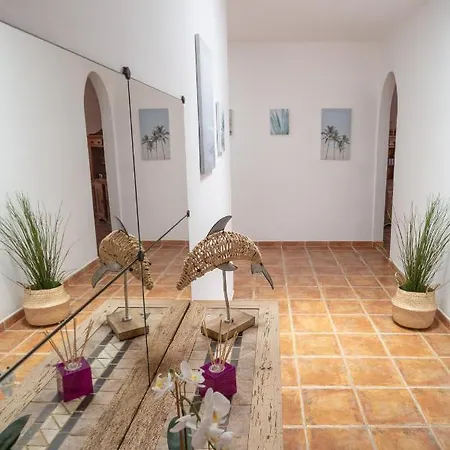 Casa Mami- A Spanish Oasis In Lajares For Families & Friends فيلة