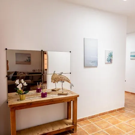 Casa Mami- A Spanish Oasis In Lajares For Families & Friends